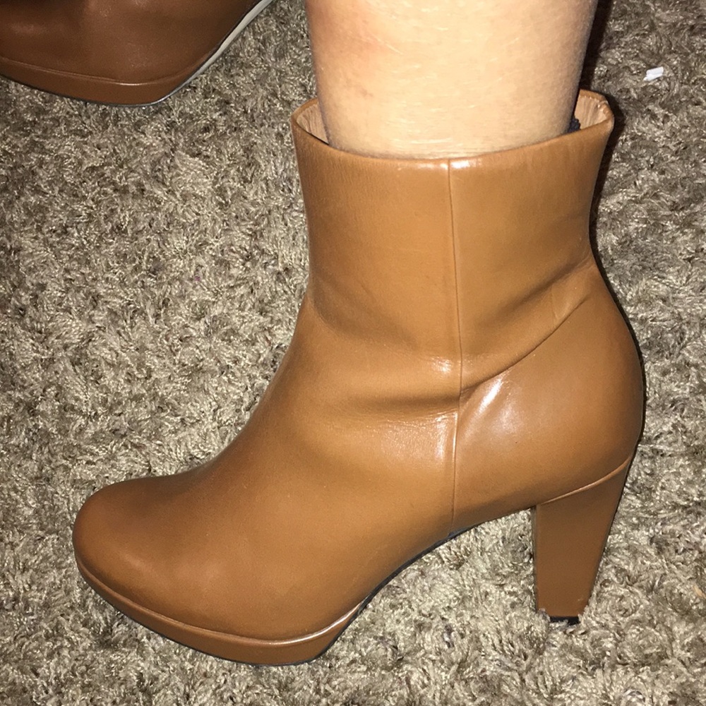 Clarks Real Leather Platform Rust Color Booties - image 1